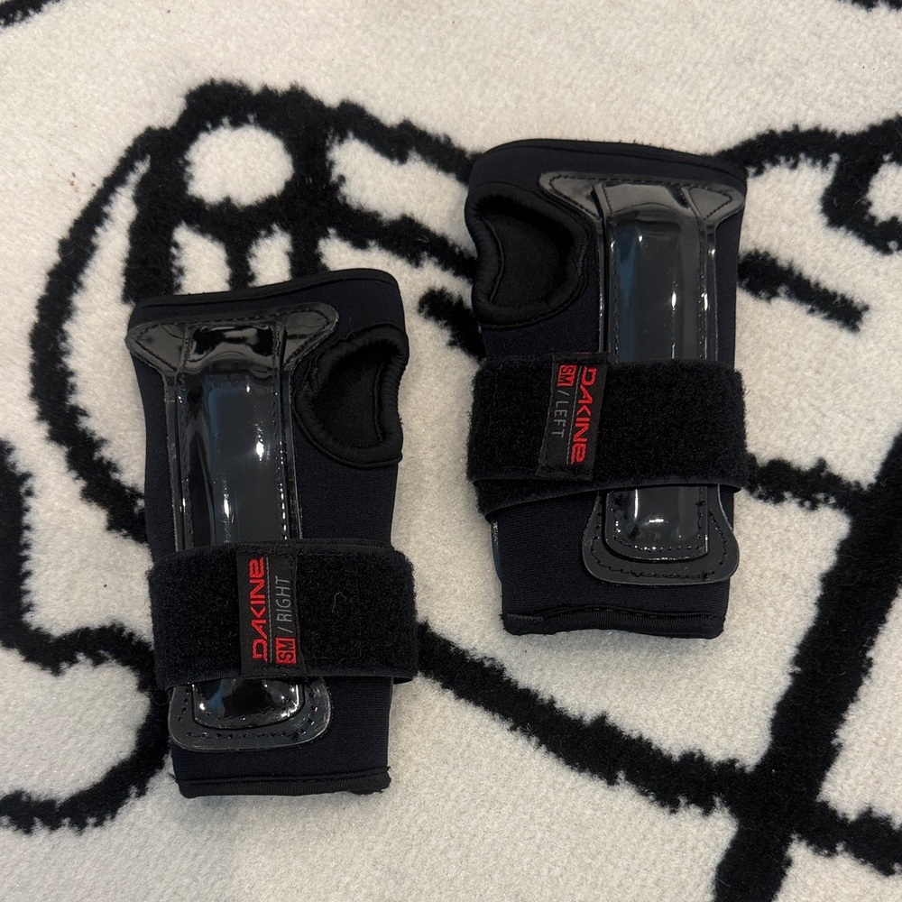 Dakine Black Wrist Guards with Red Accents